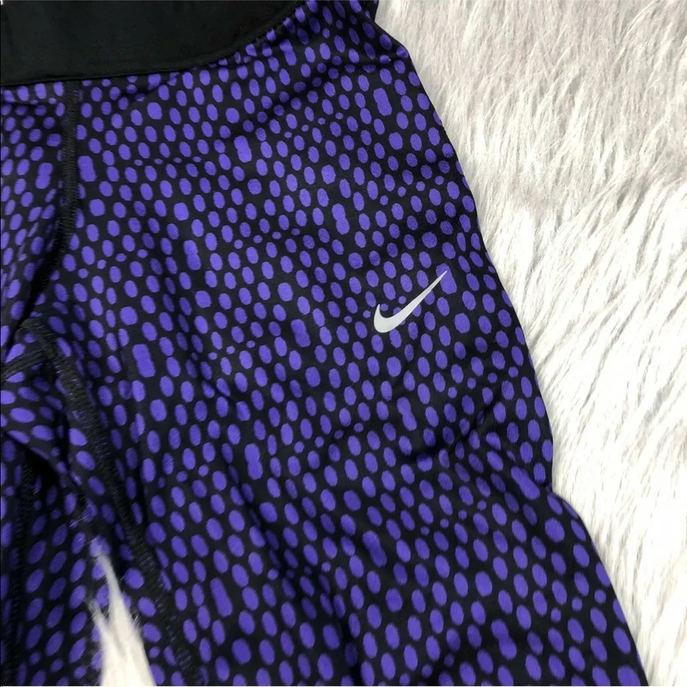 Nike Relay Crop Capri Leggings Purple Black XS